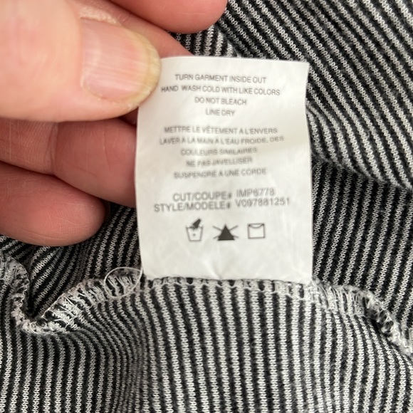 EUC Vince sweater - Picture 9 of 9